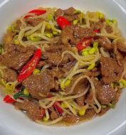 豆芽炒牛肉的做法