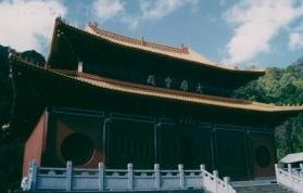 大理宾川鸡足山简介